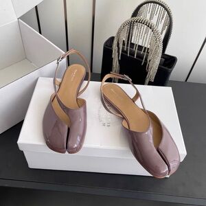 Maison Martin Margiela Mauve Patent Leather Tabi Slingback Flats